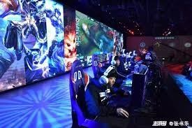 [乒乓球]世乒联总决赛混双半决赛：林诗栋／蒯曼VS林仲勋／申裕斌 集锦