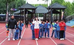 足球场上的奔跑，都是对足球的热爱。