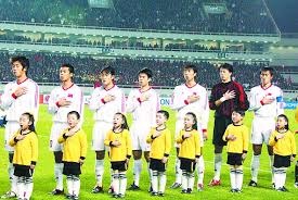 博弈论进阶：解析“演化博弈论”在多人麻将环境下的动态均衡模型。（多人麻将中的动态均衡模型：演化博弈论深度解读）